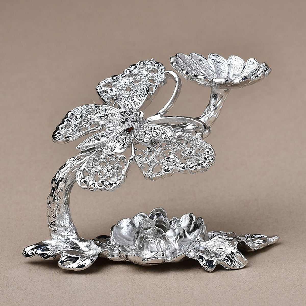 Hollowed-out Butterfly Metal Craft Sphere Holders