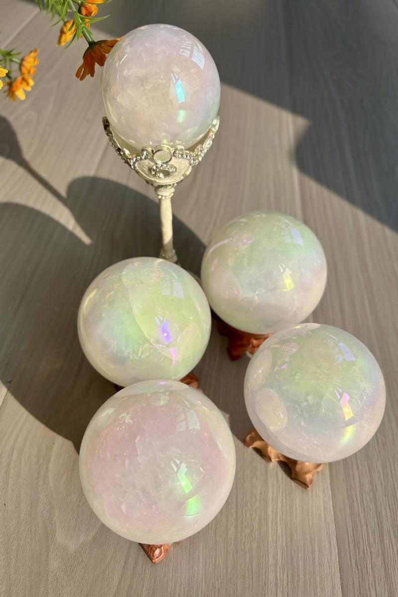 Pretty Angel Aura Clear Quartz Spheres Shining Crystal Balls