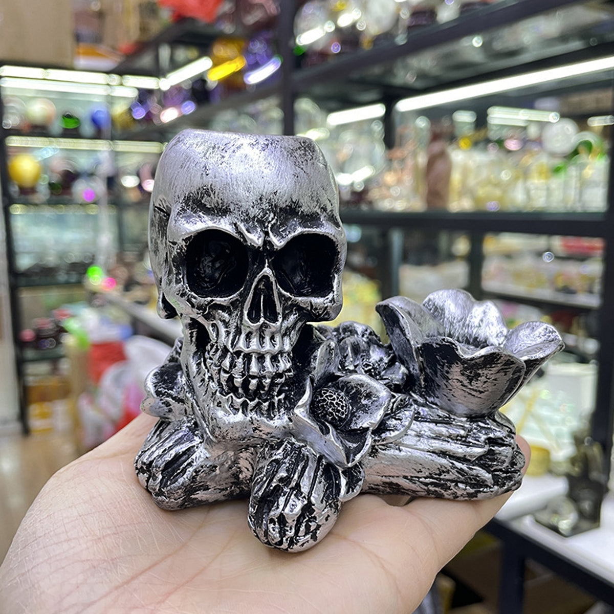 2 Sphere Resin Skull Sphere Holders