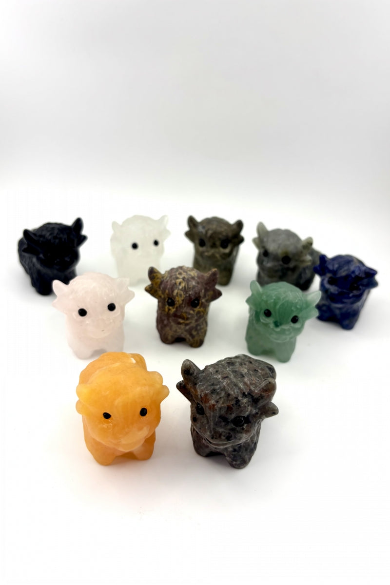 Adorable Highland Cow Carvings 2.1"