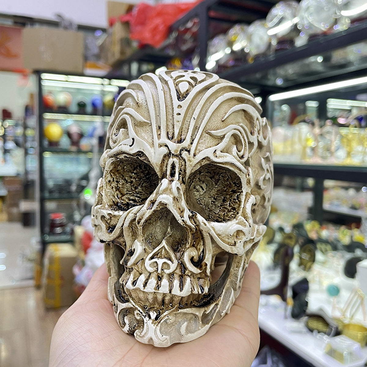 Carved Skull Ornament Resin Stand Sphere Holders