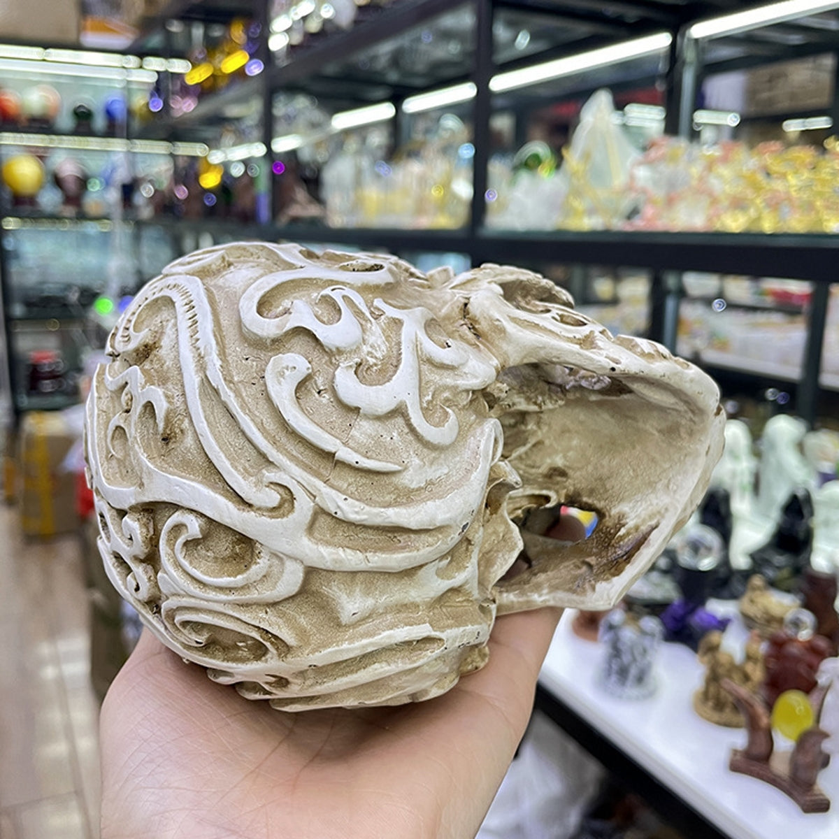Carved Skull Ornament Resin Stand Sphere Holders