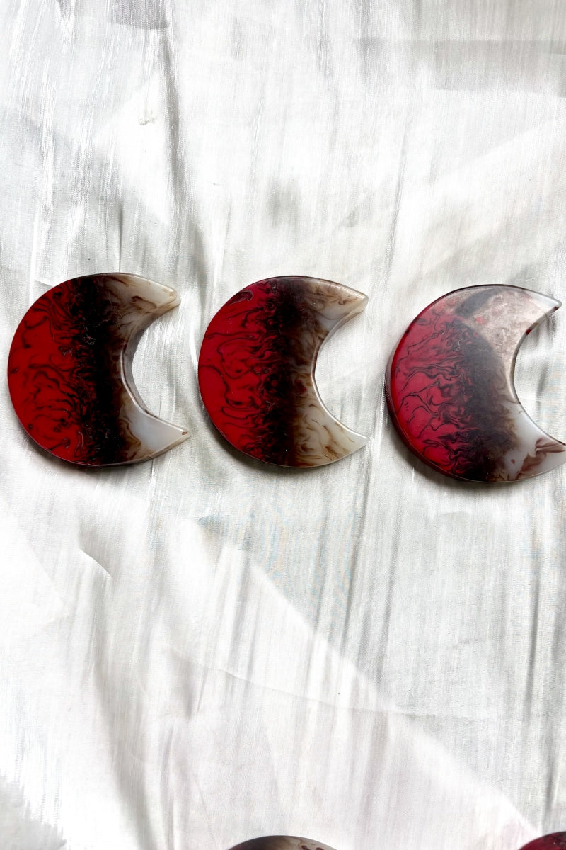 Chicken Blood Moon Carvings with Free Holders 4.02"