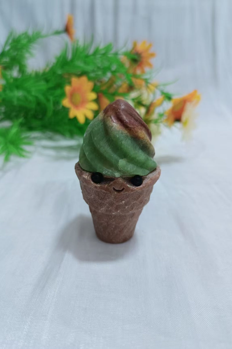 Cute Crystal Ice Cream Mixed Material Carving