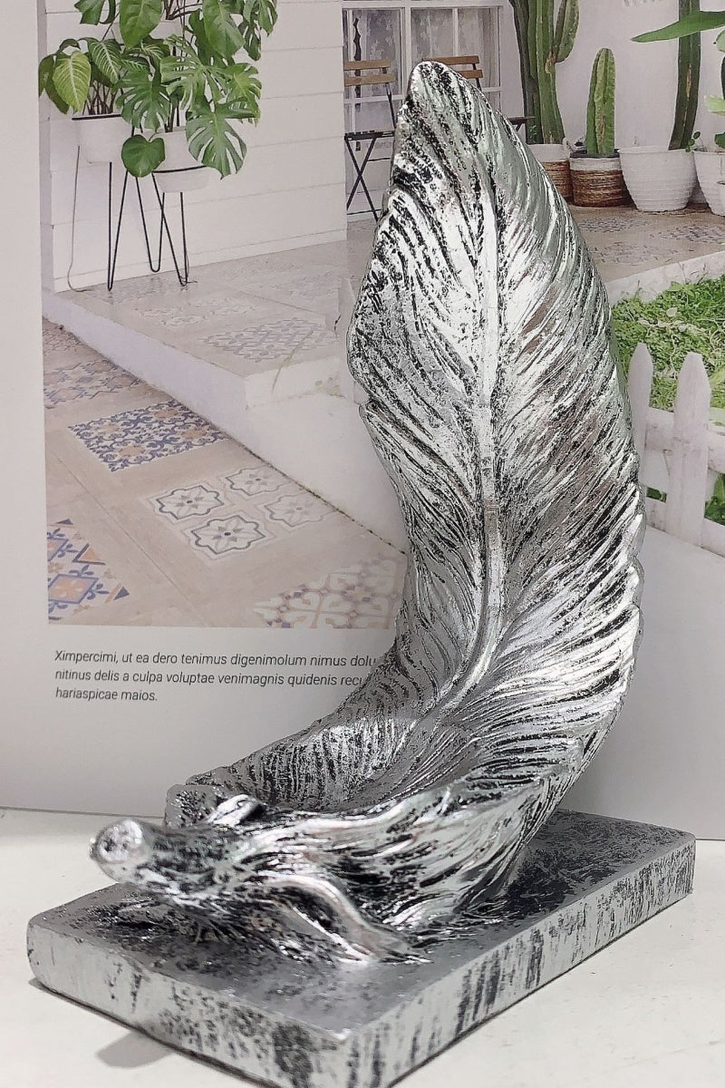 Cute Feather Sphere Holders Ball Bases