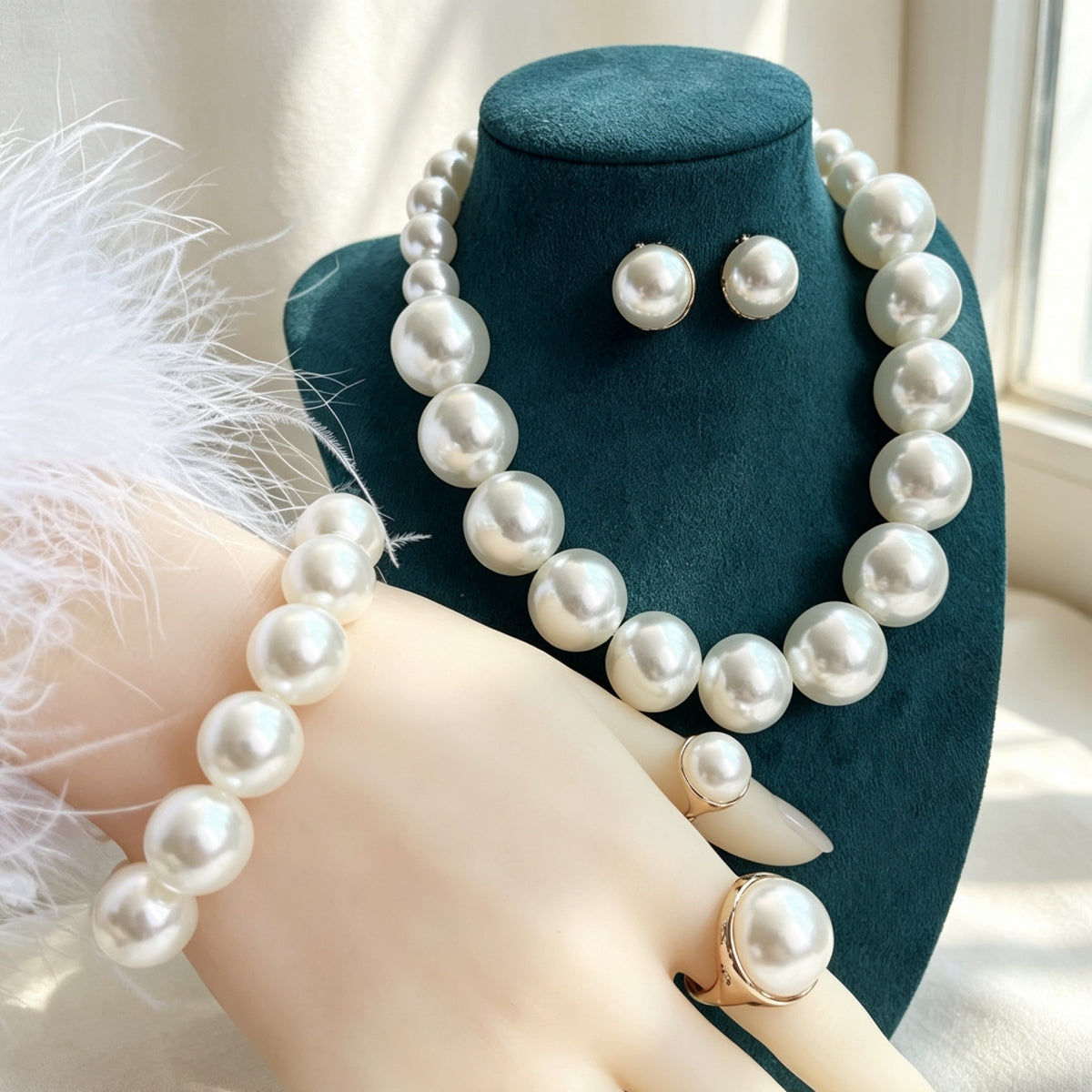 Elegant Vintage Pearl Necklace Collar Earring Set