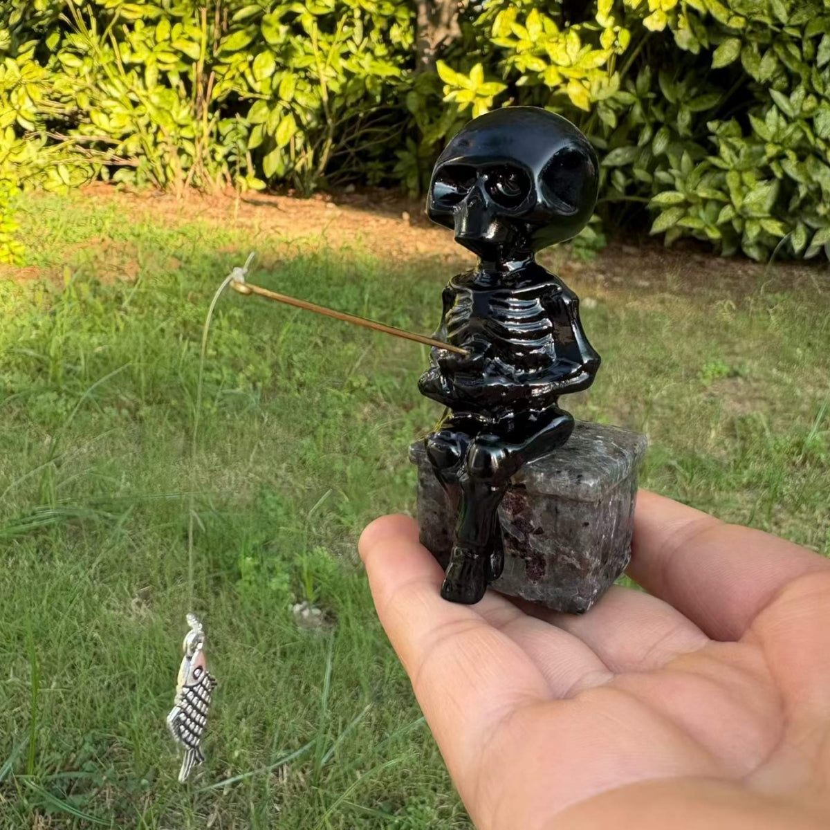 Fun Fishing Skeleton Halloween Decoration Carvings