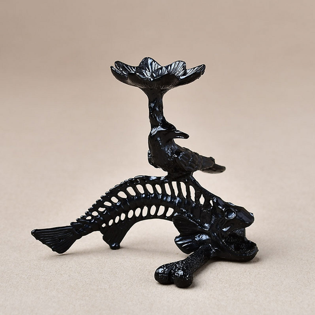 Metal Fishbone Crow Ornament Sphere Holders