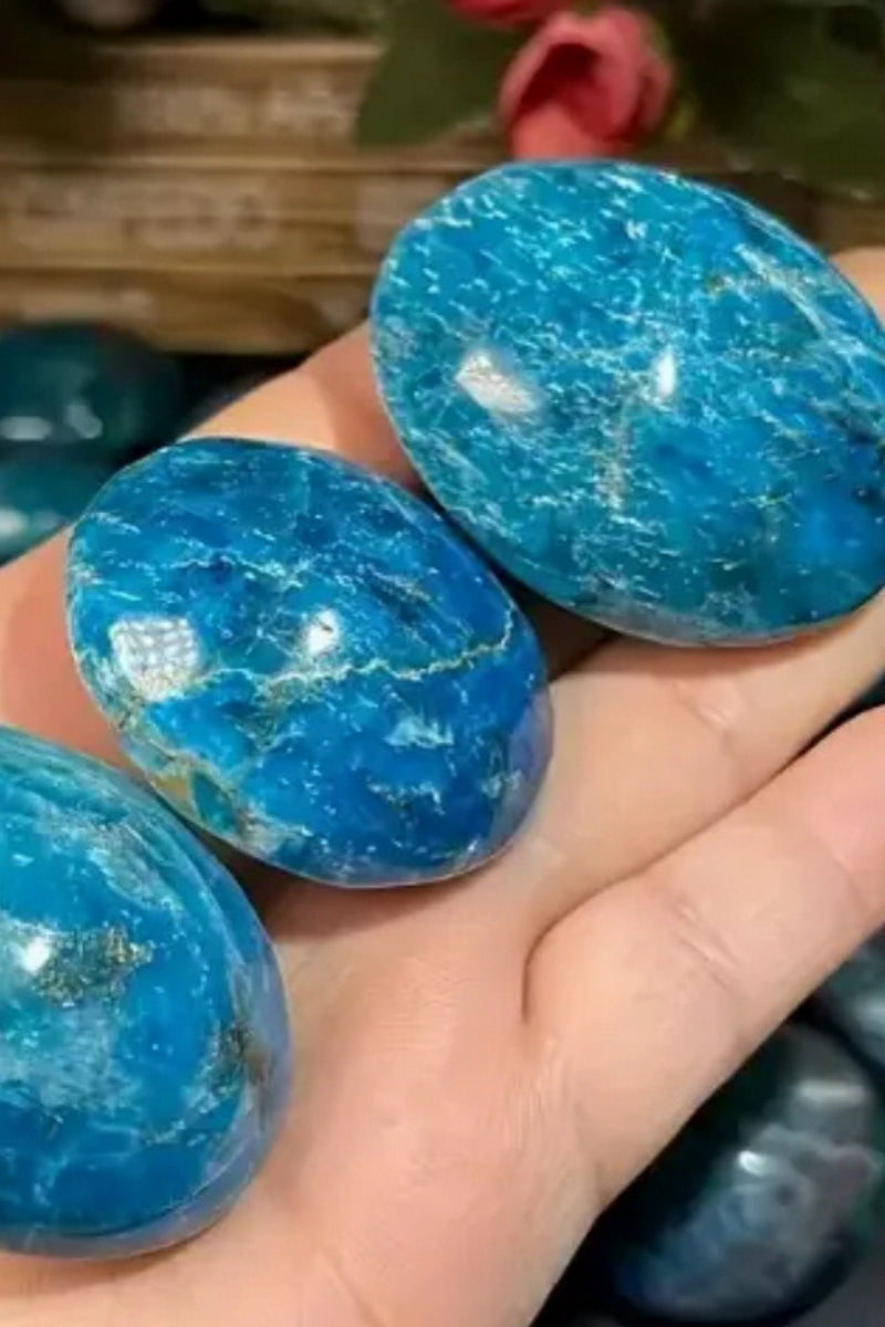 Natural Blue Apatite Palm Stones 500g