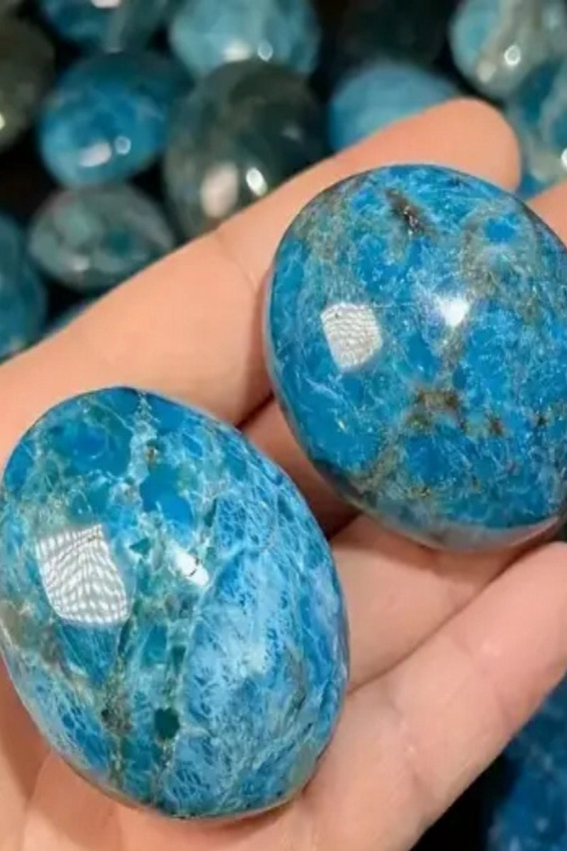 Natural Blue Apatite Palm Stones 500g