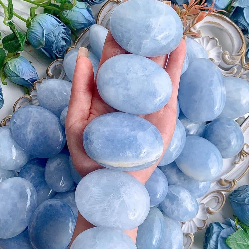 Natural Celesite Palm Stone 100g