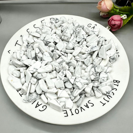 Natural Howlite Chips Small Tumbles 100g