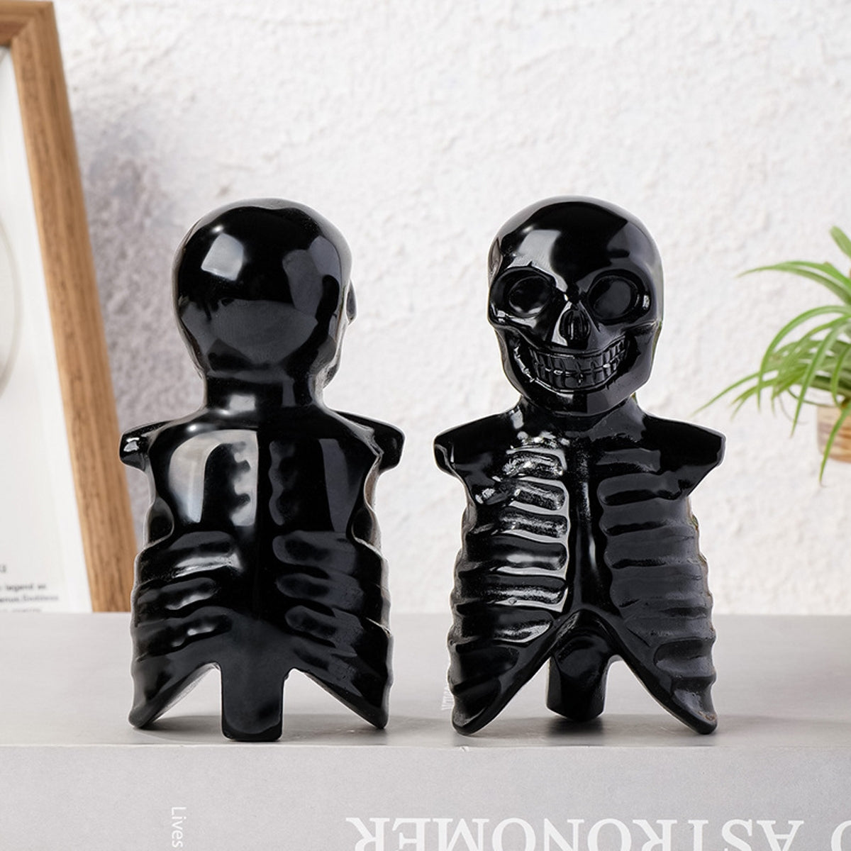 Obsidian Skull Skeleton Carving for Halloween 3.54"