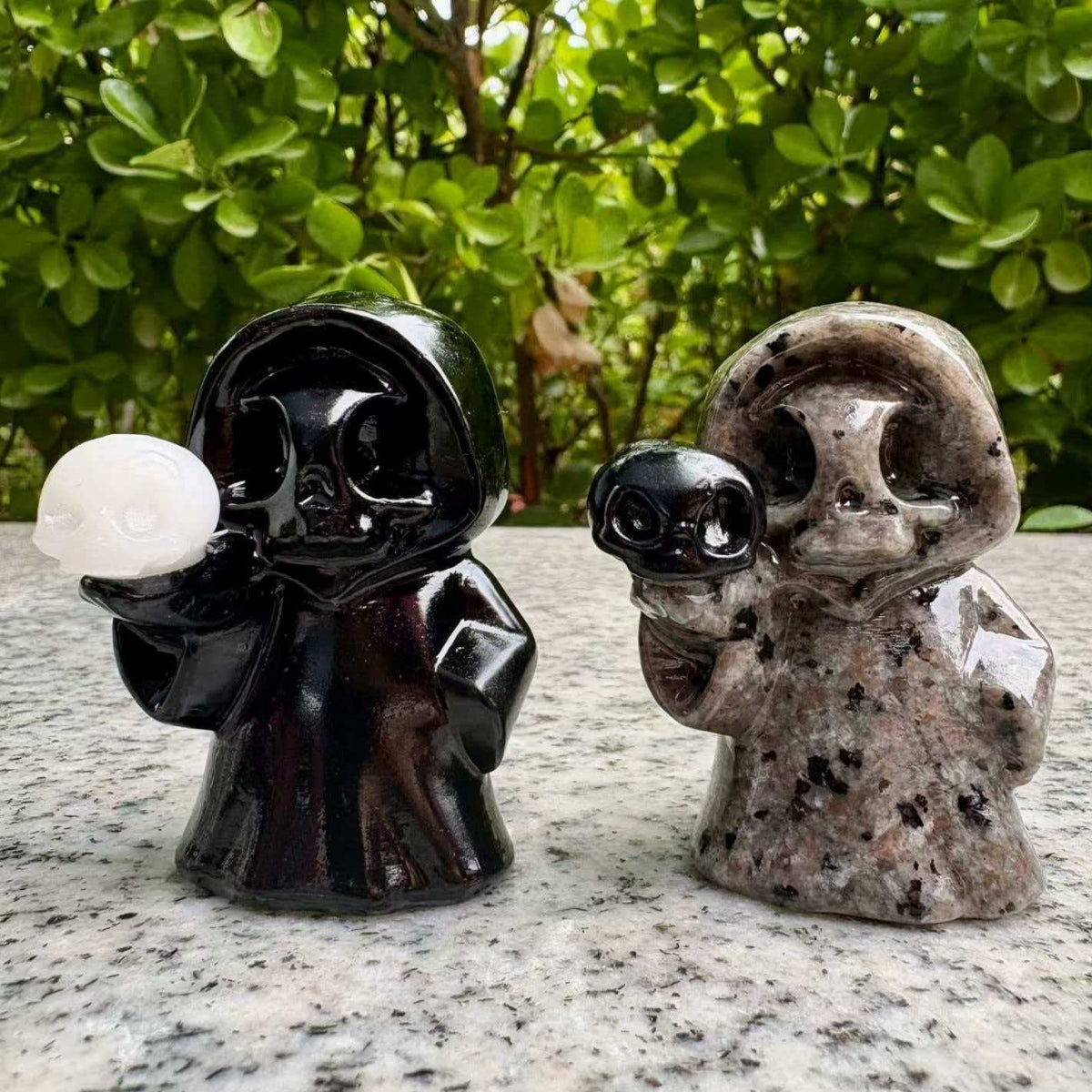 Q-version Death God Ghost Miniature Figure Halloween Ornament Carvings 2.36"