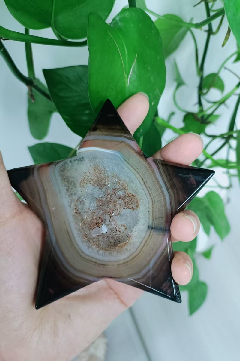 Sardonyx Star with Free Holder