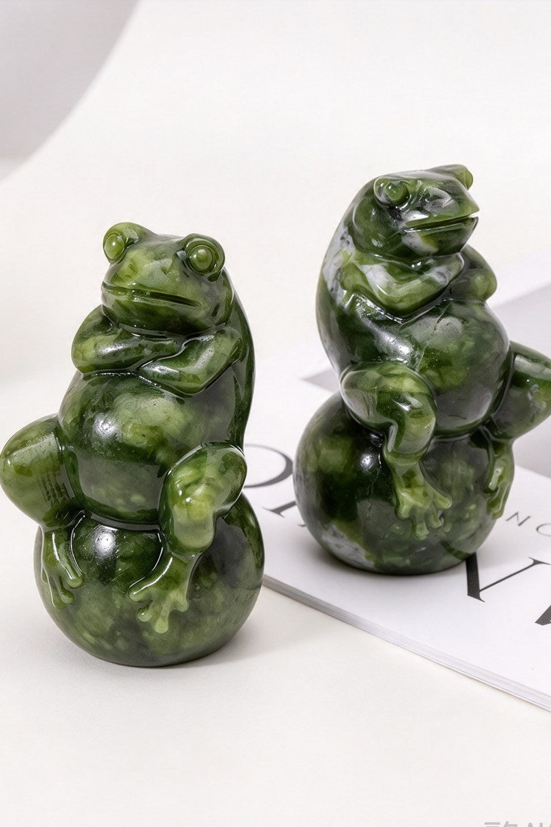 Serpentine Frog Carvings 2.56"