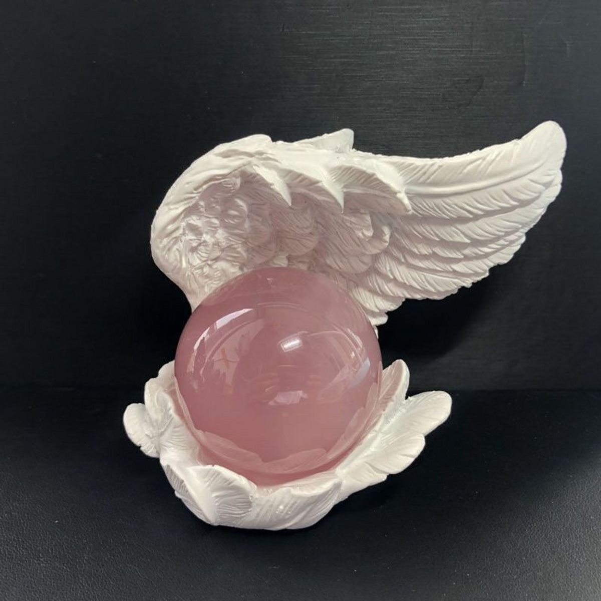 Shell Feather Resin Sphere Holders 2.36"