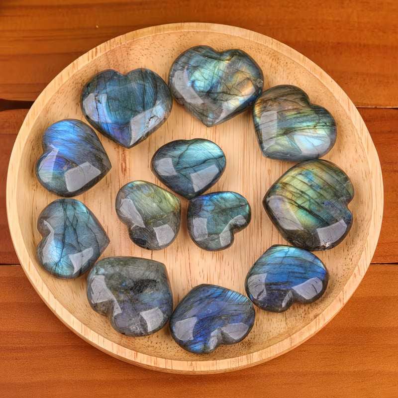 Shining Labradorite Hearts 0.79"-1.97"