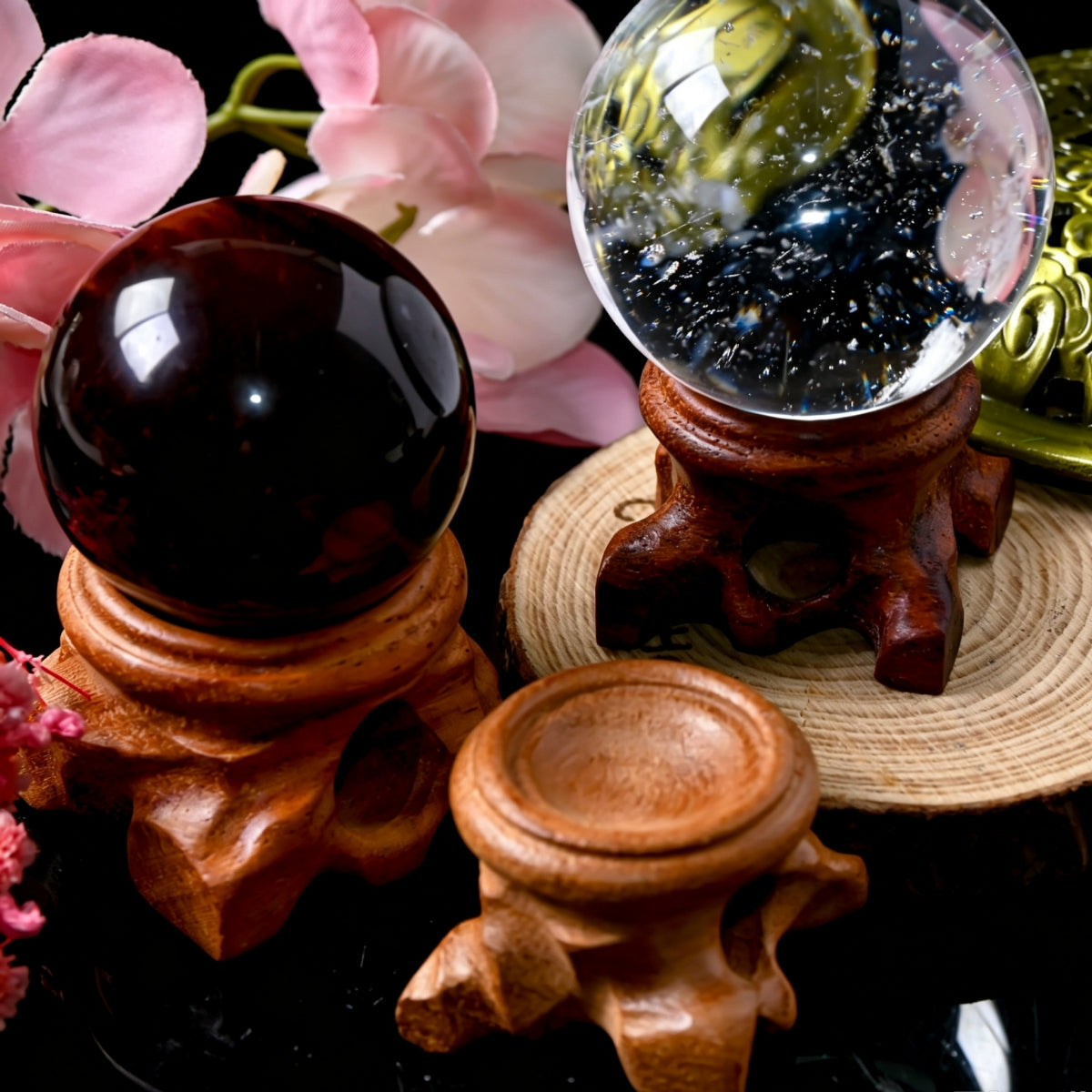 Solid Wood Round Carving Sphere Holders