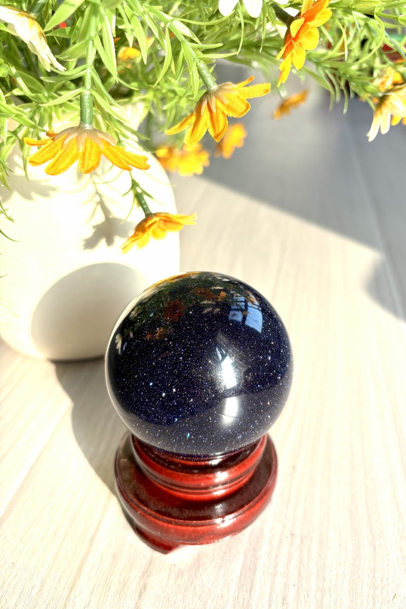 Sparkling Blue Sandstone Spheres Shining Crystal Balls