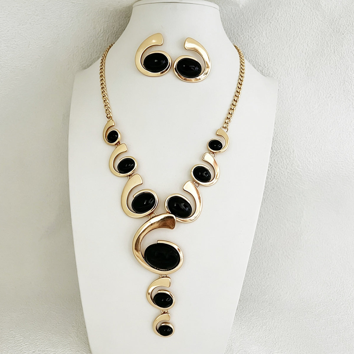 Spiral Snail-Shaped Necklace Earring Set-Fashionable Ensemble