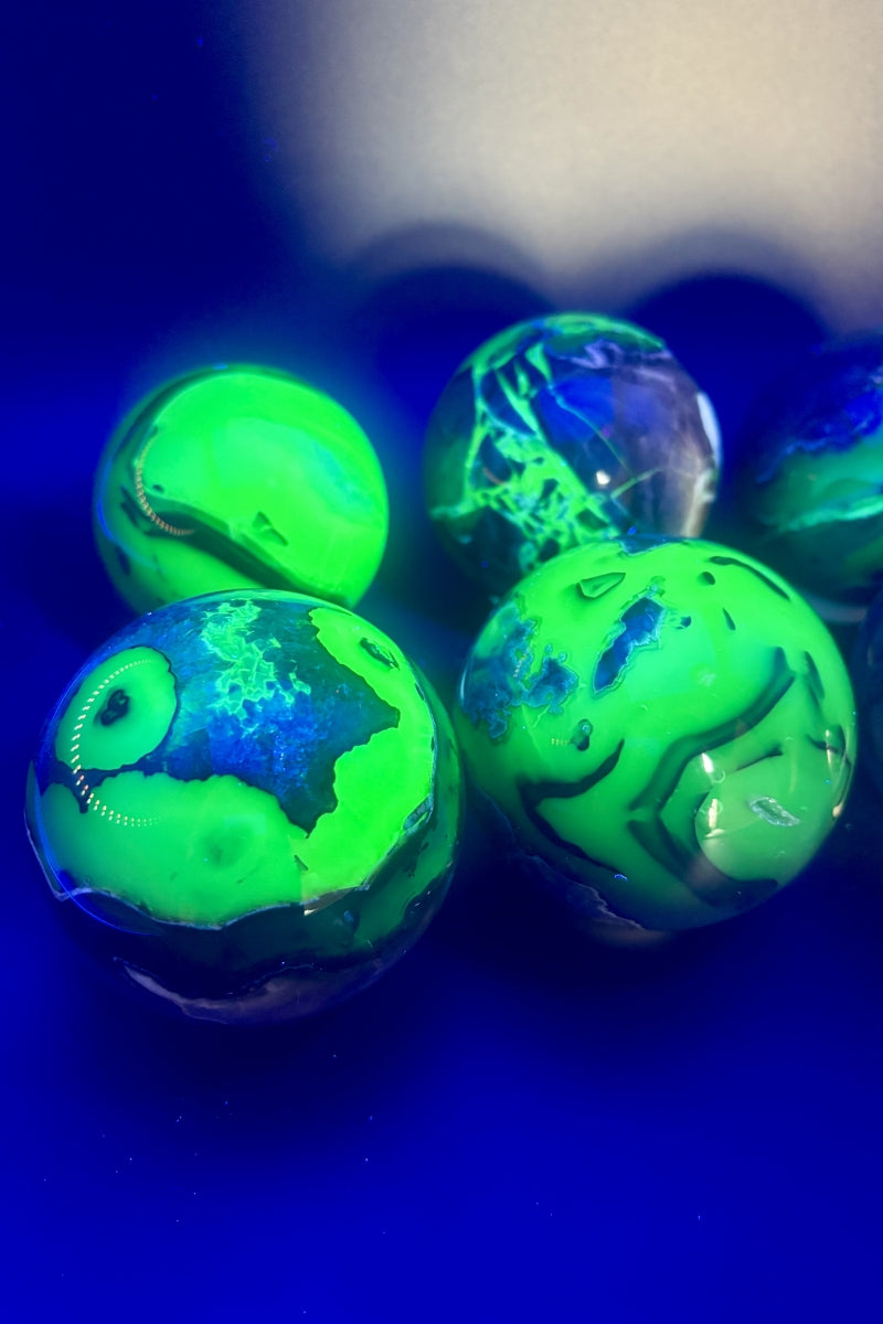 Strong Green UV Flash Volcano Agate Spheres Natural Healing Crystal Balls 2.76"