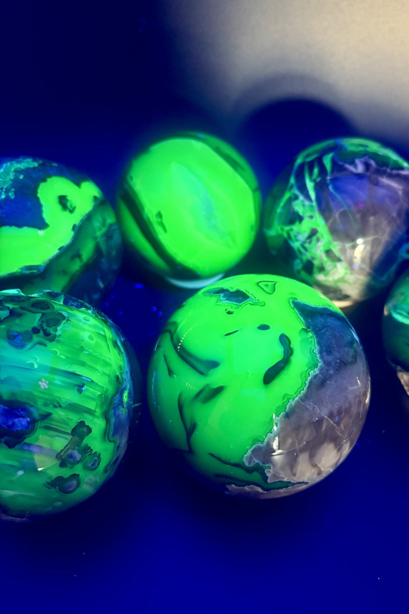 Strong Green UV Flash Volcano Agate Spheres Natural Healing Crystal Balls 2.76"