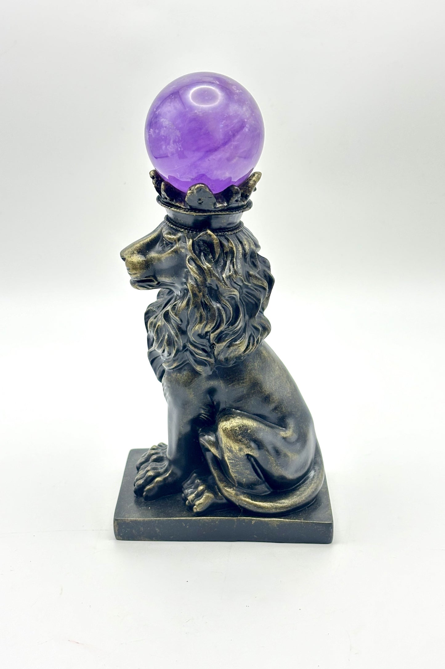 Tall Lion Sphere Holder Resin Ball Stand