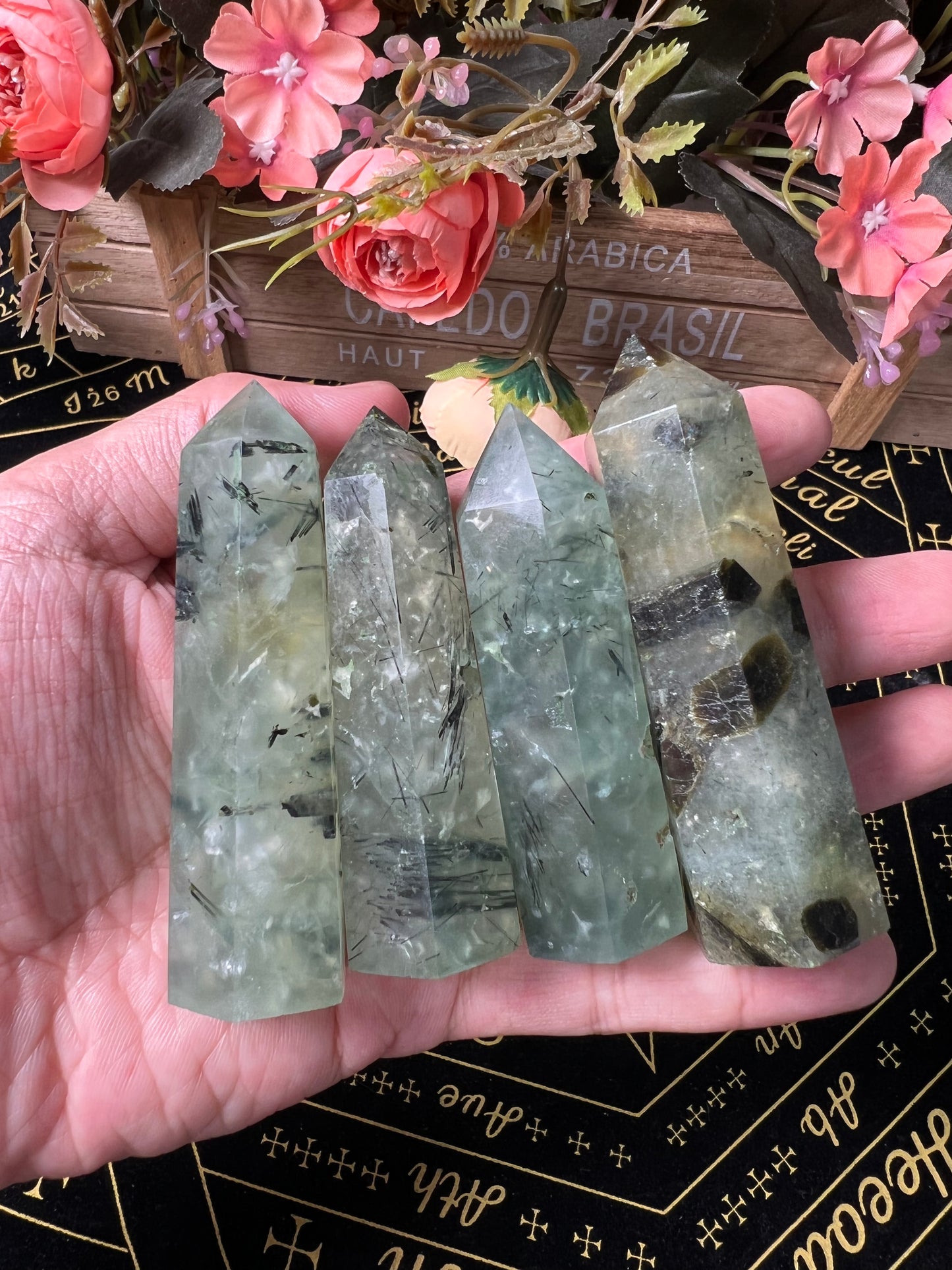 Prehnite Towers Nature Crystal Points